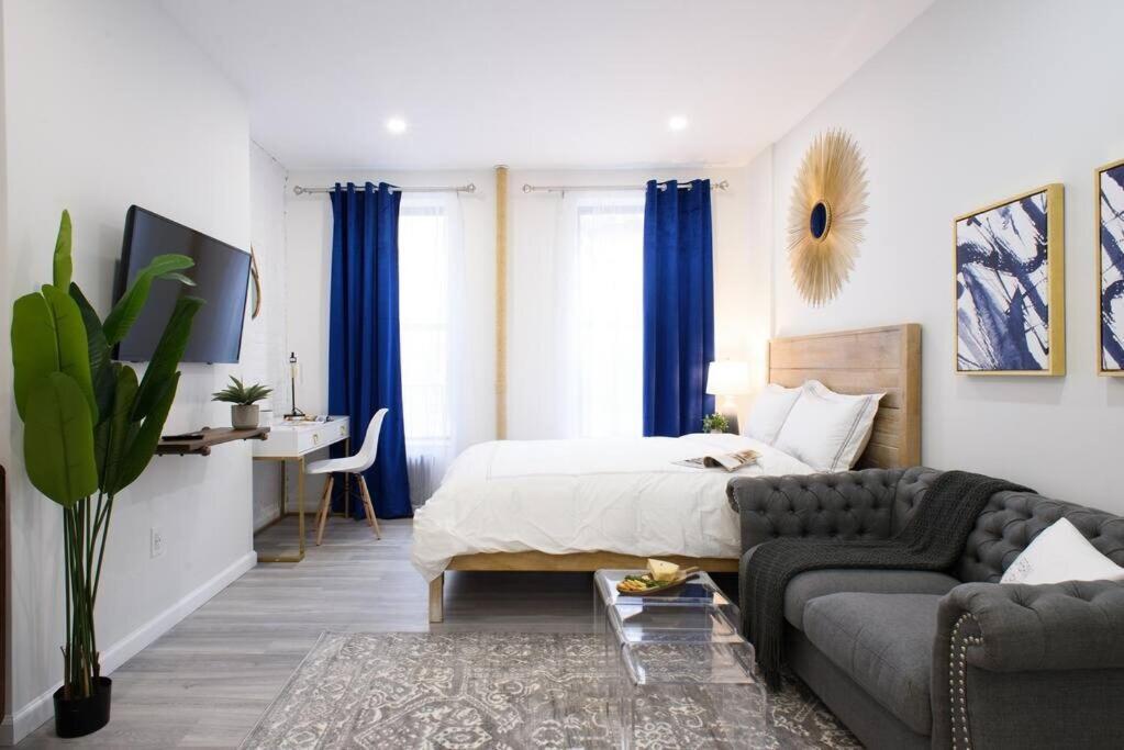 240-12 Brand New Prime Location W&d Apartment New York
